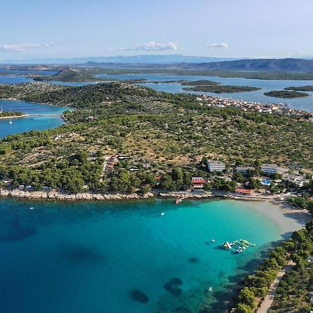 Camp Lostura Slanica Murter Dış mekan fotoğraf