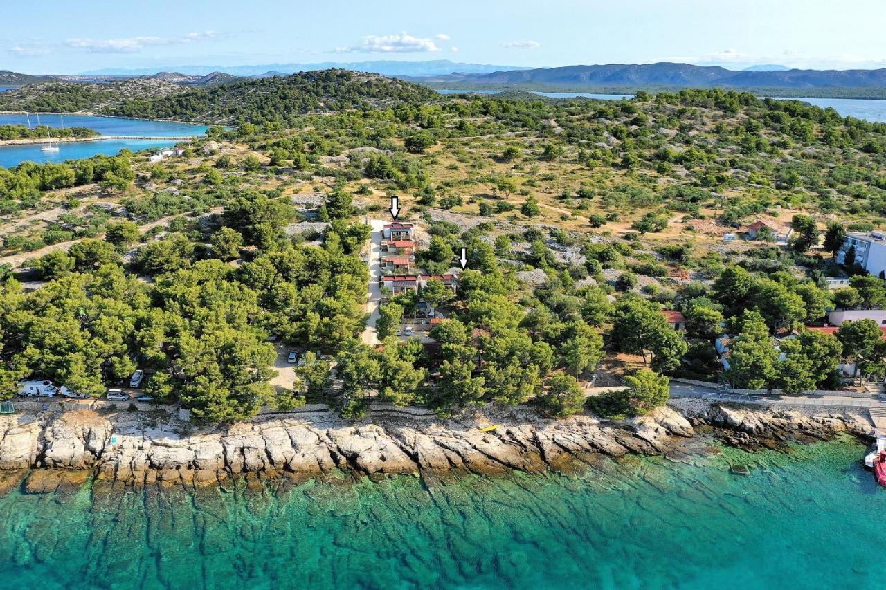 Camp Lostura Slanica Murter Dış mekan fotoğraf